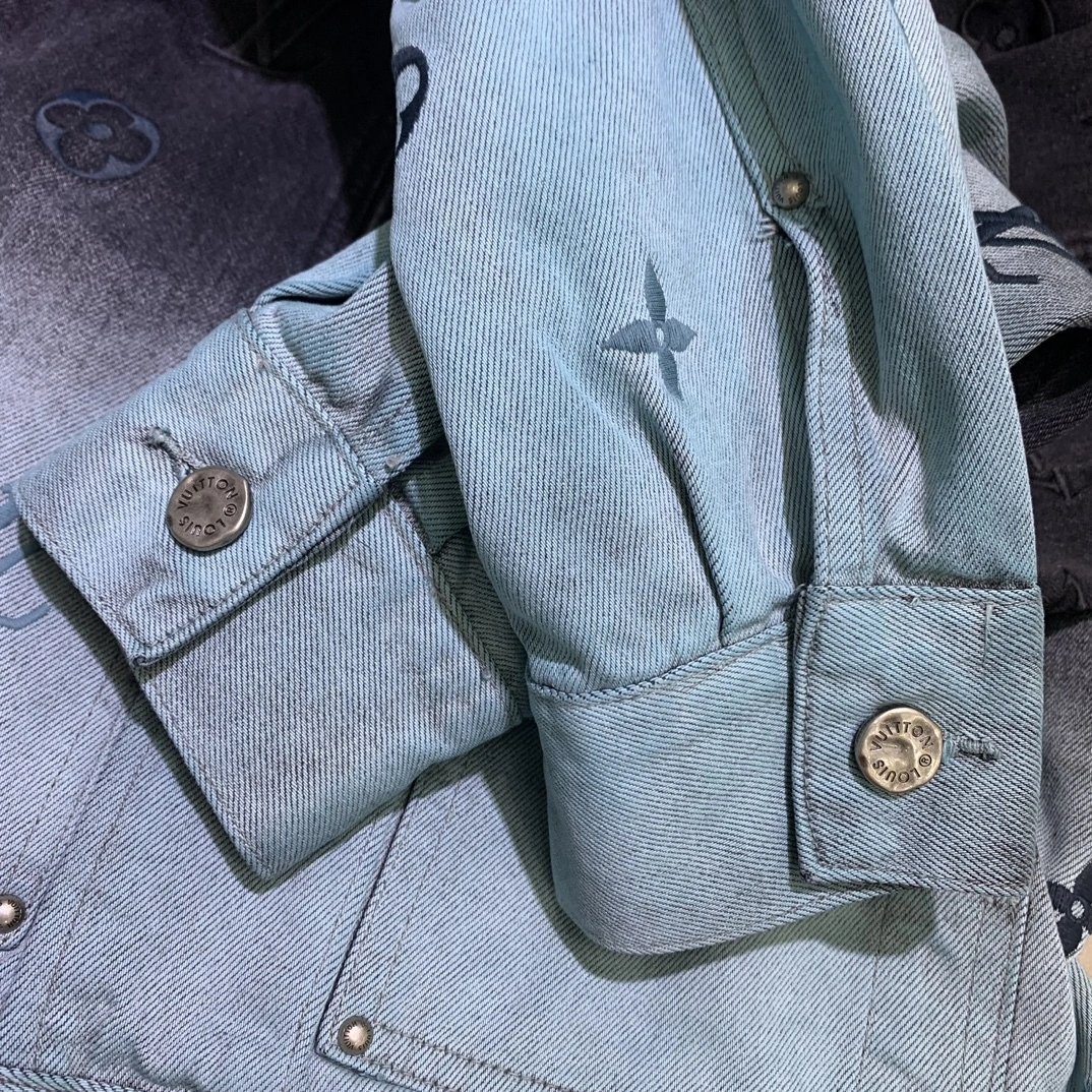 &wg.luxury- 8V item:D-F244K1123
